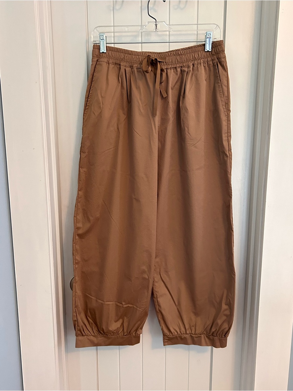 Naya Parachute Drawstring Barrel Pants in Dark Tan Size 3 (10/12) Large